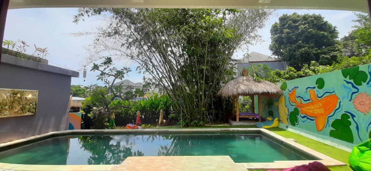 Ozora Tiying Tutul Hostel Canggu (Adults Only) Exteriör bild